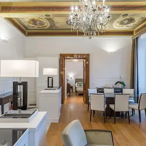 Internazionale Domus Konukevi Roma